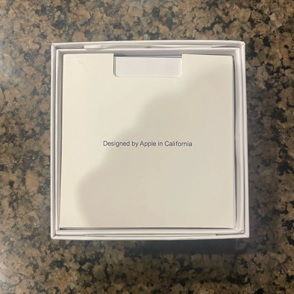 Apple White Generation 2 Pros AirPods